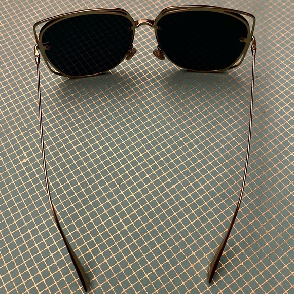 Christian Dior Aviator Stellaire Sunglasses - Picture 4 of 7